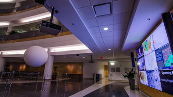 deflicker-NWC Atrium